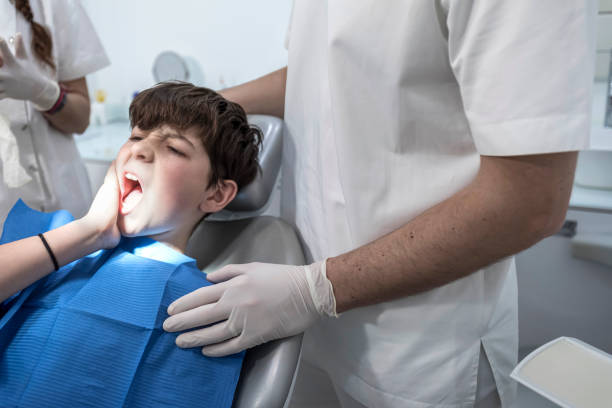 Best Weekend Emergency Dentist in Smithton, IL